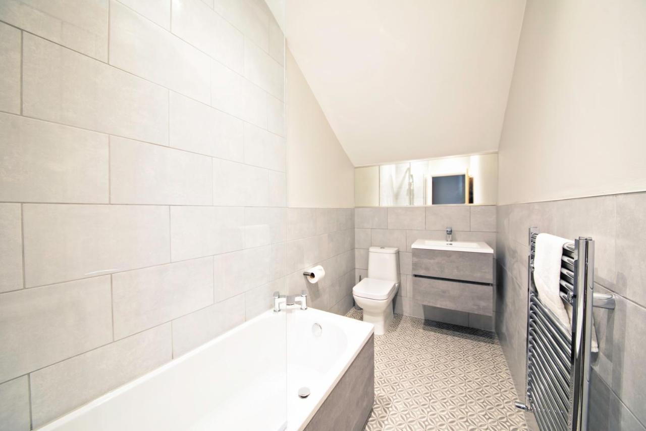 The Loft Apartment, 8 Granville Road Харрогейт Экстерьер фото